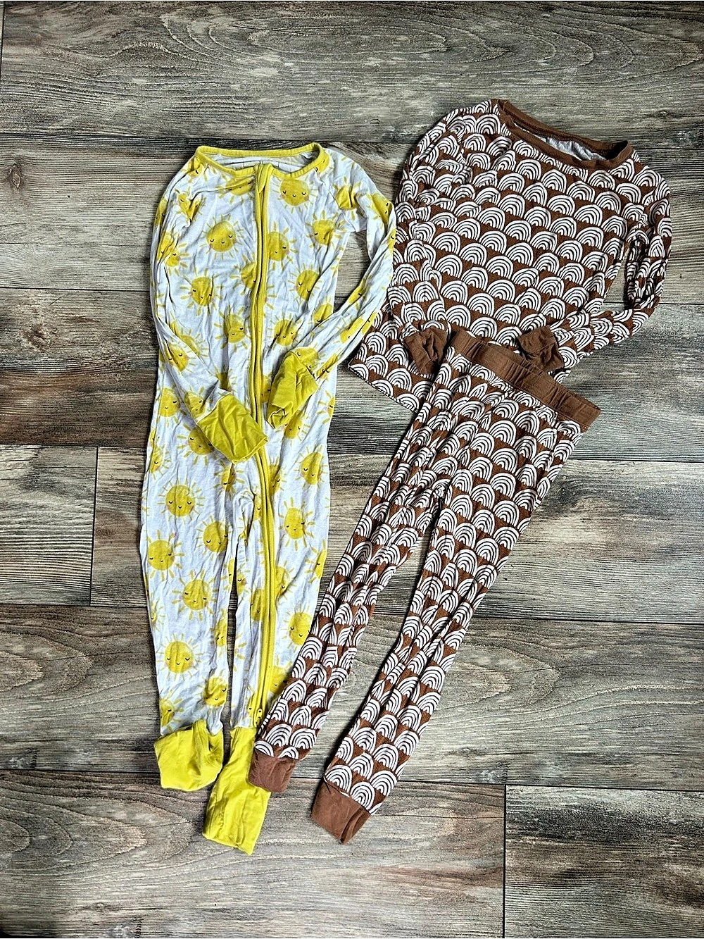 Little Sleepies bundle of 2 pajamas Sun & Rainbow Print